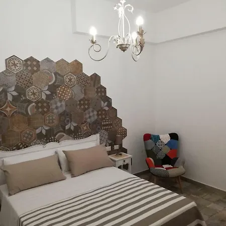 Notte D'autore 4* 아그로폴리